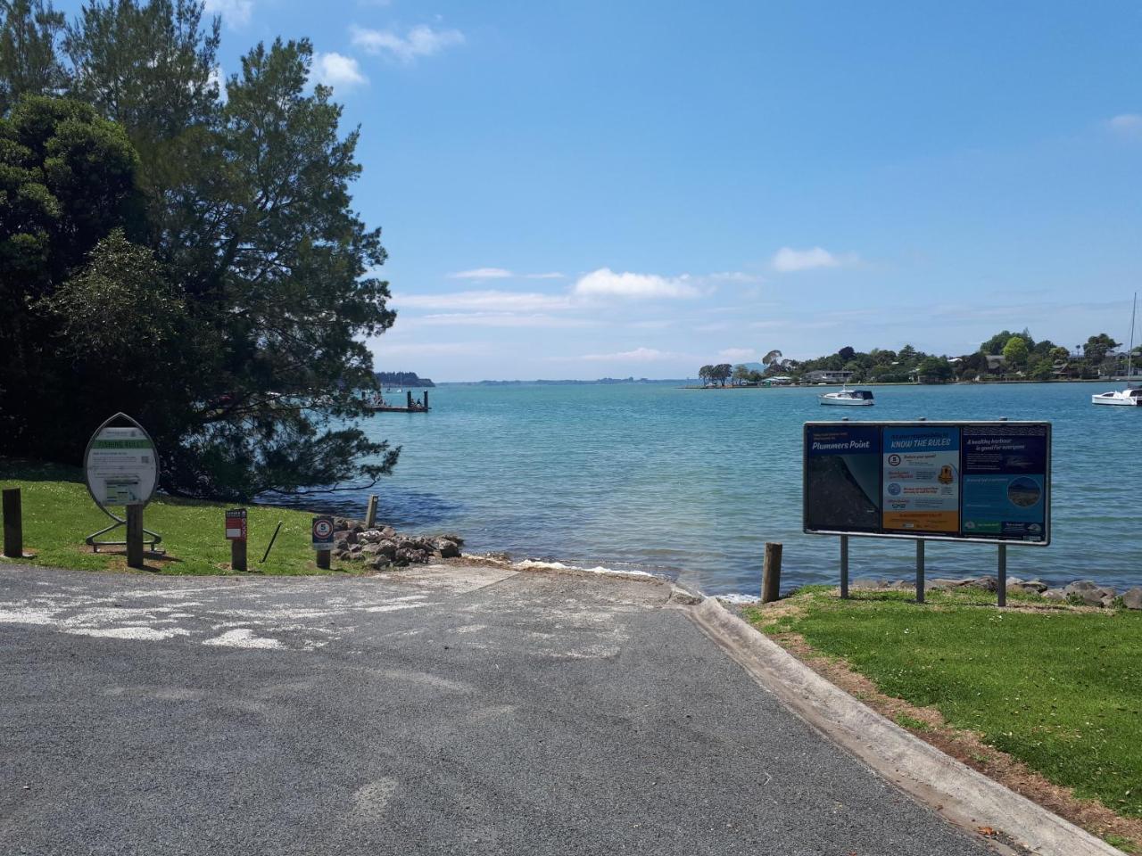 Guest House On Plummers Point Tauranga Exterior foto